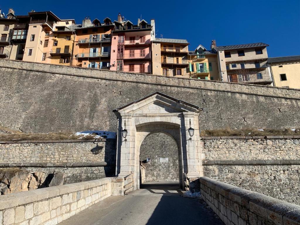 Au Pre Du Moulin - Centre Ville Briancon  Ngoại thất bức ảnh
