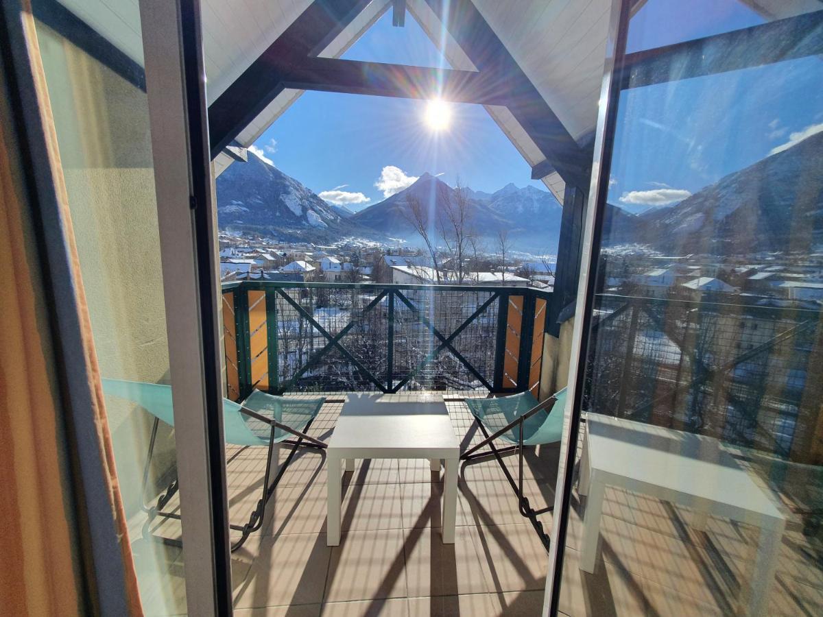 Au Pre Du Moulin - Centre Ville Briancon  Ngoại thất bức ảnh